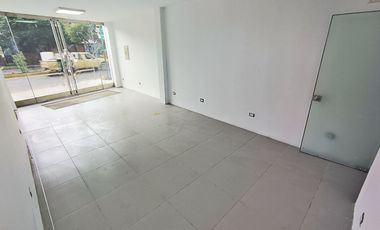 Local Comercial en Alquiler en Esquina de Av Cutervo