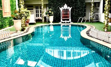 Rumah Mewah Dijual di Jl. Bangka - Mampang Prapatan, ada kolam renang