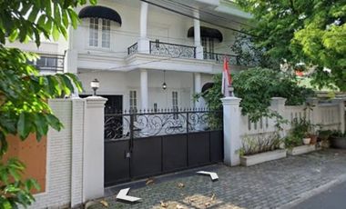 For Sale Luxury House Ready to Move in, flood-free Area at Kemang, South Jakarta