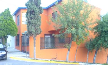 CASA EN VENTA, BRISAS DAMIANTE