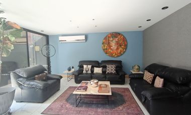 Renta Oficina de Lujo Amueblada y Acondicionada en La Paz