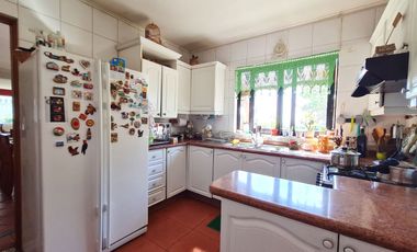 Venta de casa - Lomas de lo Aguirre - Pudahuel - Condominio privado