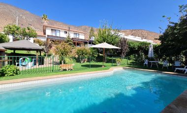 Venta de casa - Lomas de lo Aguirre - Pudahuel - Condominio privado