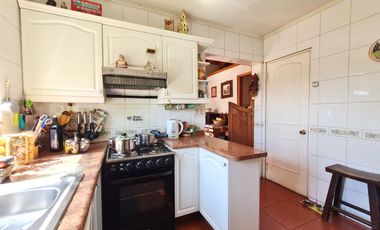 Venta de casa - Lomas de lo Aguirre - Pudahuel - Condominio privado