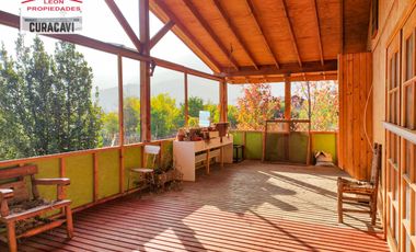 León Propiedades vende  Casa en Parcela en Miraflores