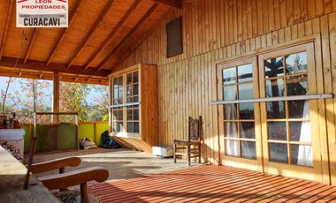 León Propiedades vende  Casa en Parcela en Miraflores