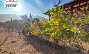 León Propiedades vende  Casa en Parcela en Miraflores