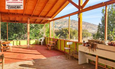 León Propiedades vende  Casa en Parcela en Miraflores