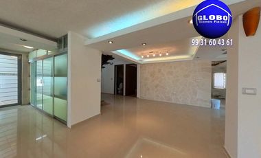 Casa en venta en Parilla , Santa fe. Muy amplia, en esquina