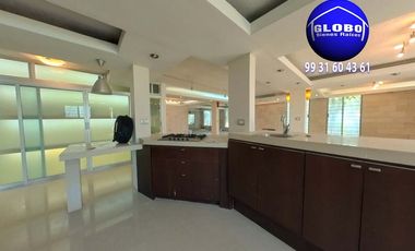 Casa en venta en Parilla , Santa fe. Muy amplia, en esquina