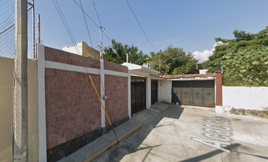 REMATO AMPLIA CASA EN BUGAMBILIAS CUERNAVACA