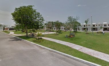 CASA EN 70A1 FRACCIONAMIENTO GRAN SANTA FE 97314, MERIDA, CASA EN REMATE -YJJ