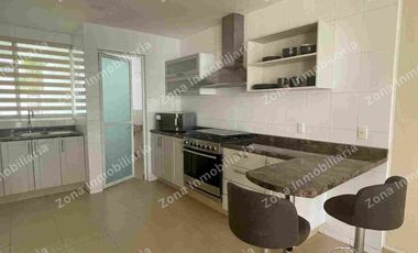 CASA amueblada en RENTA en privada Quinta Real Irapuato