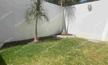 CASA amueblada en RENTA en privada Quinta Real Irapuato