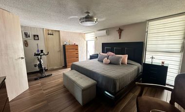 CASA EN VENTA EN LADRON DE GUEVARA