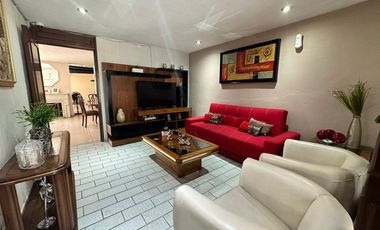 CASA EN VENTA EN LADRON DE GUEVARA