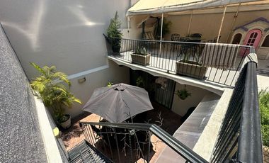 CASA EN VENTA EN LADRON DE GUEVARA