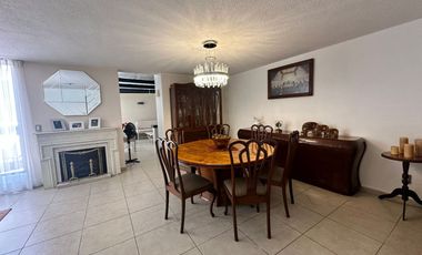 CASA EN VENTA EN LADRON DE GUEVARA