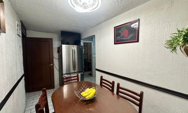 CASA EN VENTA EN LADRON DE GUEVARA