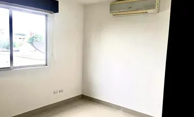 Departamento en Venta en Central Park, Via a Samborondon
