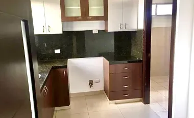 Departamento en Venta en Central Park, Via a Samborondon