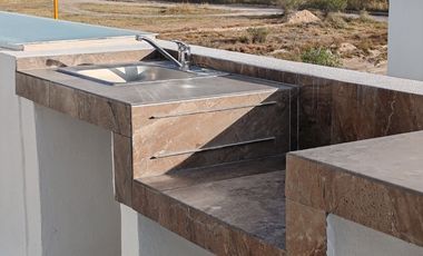 CASA EN VENTA EN CARANDAY