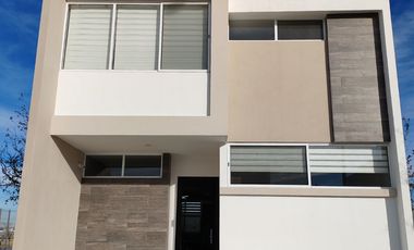 CASA EN VENTA EN CARANDAY