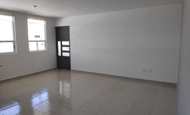DEPARTAMENTO EN RENTA CERCA DE VW