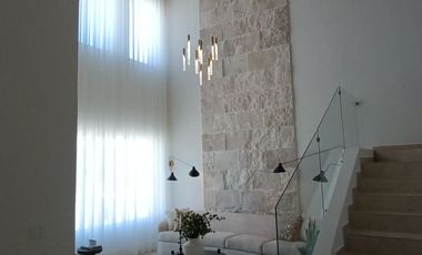 Casa en venta 4 Recamaras Nueva de Fraccionamiento La Coruña Hillo Son.