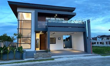 Good Deal Stunning Modern 2 Storey House for Sale at Verdana Homes Mamplasan Laguna