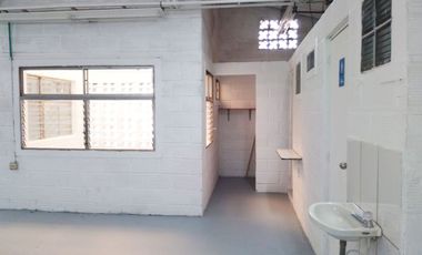 PR20196 Bodega independiente en arriendo en el sector El Carmelo