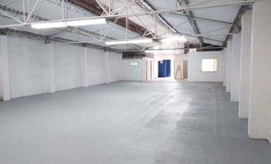 PR20196 Bodega independiente en arriendo en el sector El Carmelo