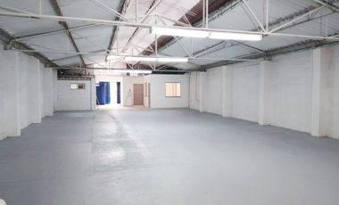 PR20196 Bodega independiente en arriendo en el sector El Carmelo