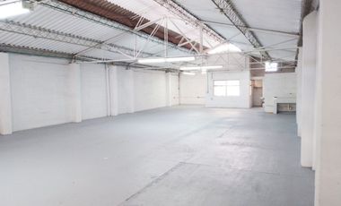 PR20196 Bodega independiente en arriendo en el sector El Carmelo