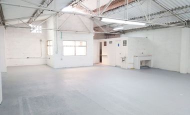 PR20196 Bodega independiente en arriendo en el sector El Carmelo