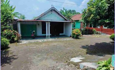 Rumah di Singkalan Balongbendo Sidoarjo