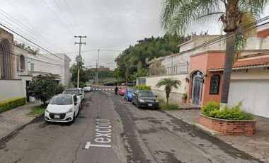 REMATO AMPLIA CASA EN UNA DE LAS MEJORES ZONAS DE ZAPOPAN JALISCO!