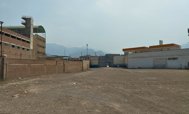 Alquiler De Terreno Industrial En Torre Blanca Carabayllo