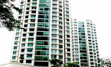 BONIFACIO RIDGE CYPRESS TOWER 2 BEDROOM AND DEN/BEDROOM WITH PARKING