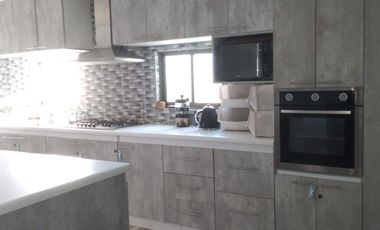 CASA EN PARCELA 5400 MTS ²,  4 DORMITORIOS 2 BAÑOS, ANGOL