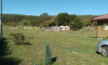 CASA EN PARCELA 5400 MTS ²,  4 DORMITORIOS 2 BAÑOS, ANGOL