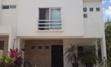Casa en Renta Residencial  Arbolada en Cancún