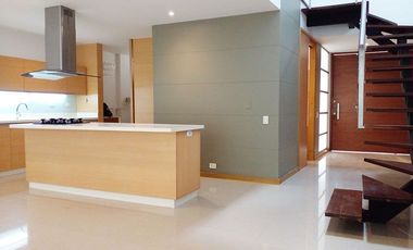 PR13168 Casa en arriendo en el sector de Envigado