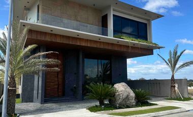 THE ENCLAVE ALABANG New House for Sale near Ayala Alabang Portofino Daang Hari Verdana Alabang Hills
