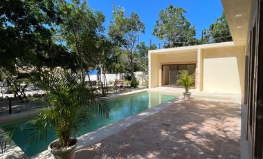 4 villas en la selva de Akumal. Comunidad muy exclusiva.