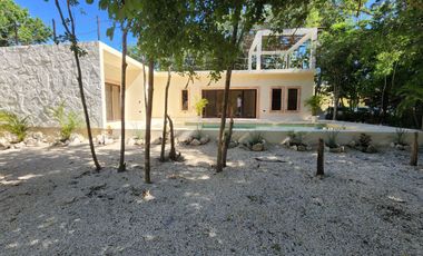 4 villas en la selva de Akumal. Comunidad muy exclusiva.