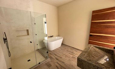 4 villas en la selva de Akumal. Comunidad muy exclusiva.