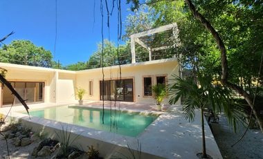 4 villas en la selva de Akumal. Comunidad muy exclusiva.