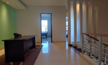 DISEWAKAN RUMAH MINIMALIS SIAP HUNI FULLFURNISH DI KOMPLEK ELITE SETRADUTA BANDUNG