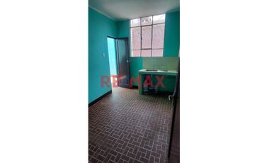 Oportunidad Única En Rímac! Se Vende Casa